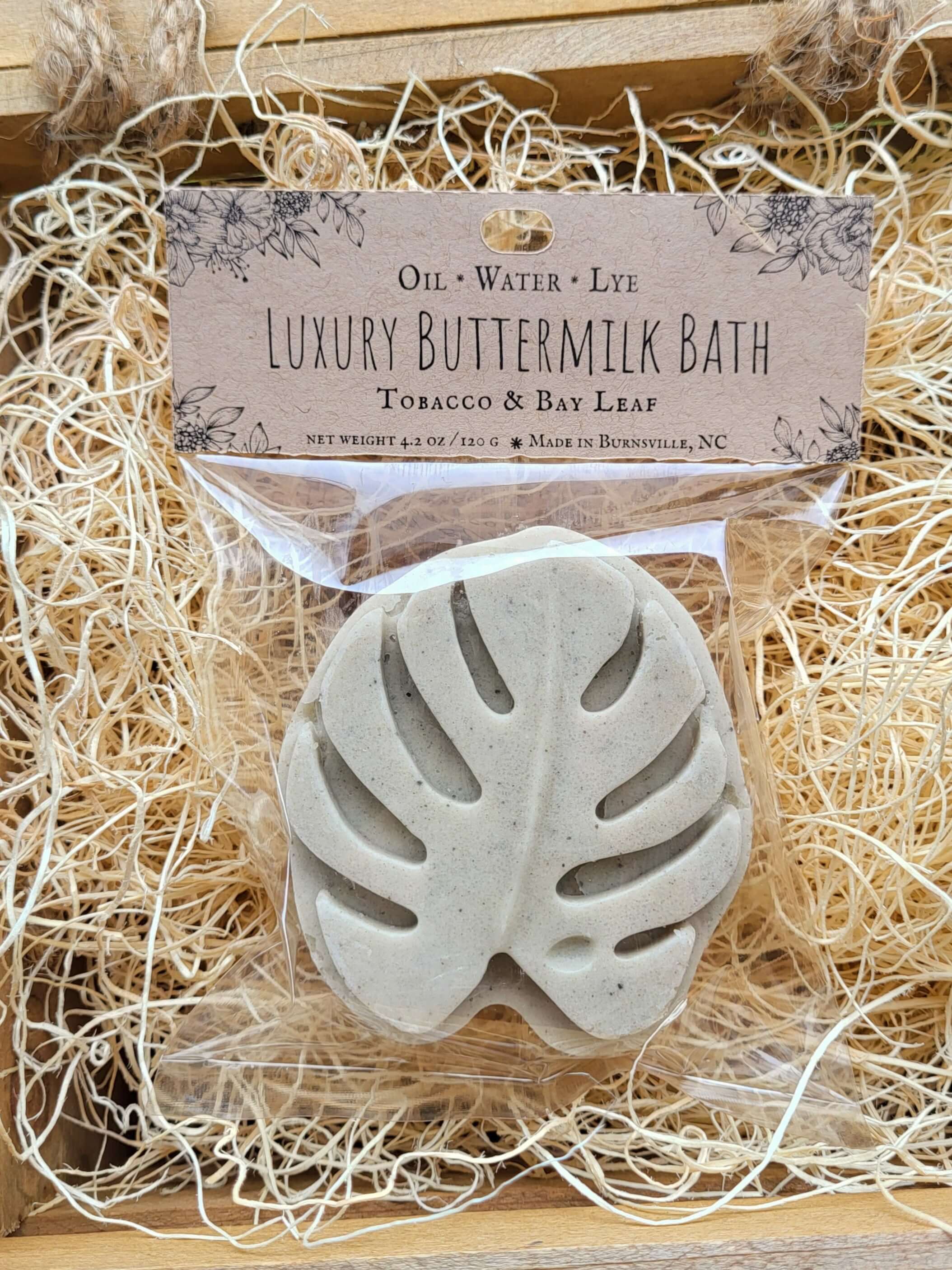 Tobacco & Bay Leaf ⁕ Luxury Buttermilk Bath Bomb Oil Water Lye